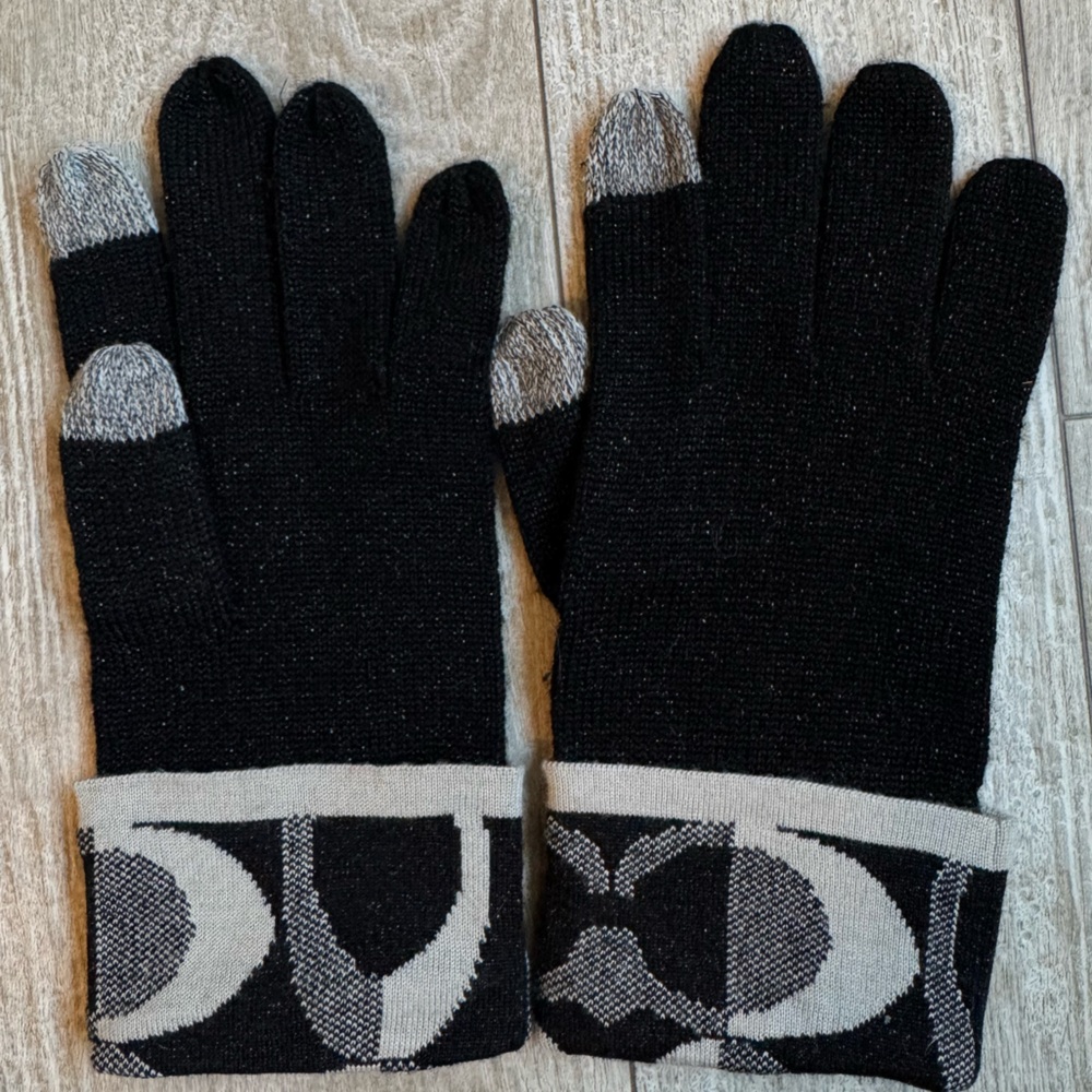 Coach Black Wool Blend Garment